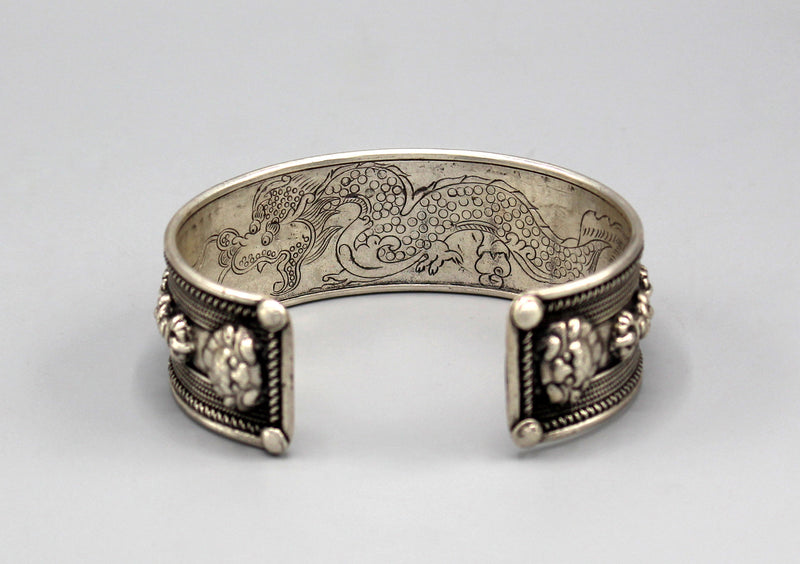 Om Mani Padhme Hum Sterling Silver Bracelet - nepacrafts