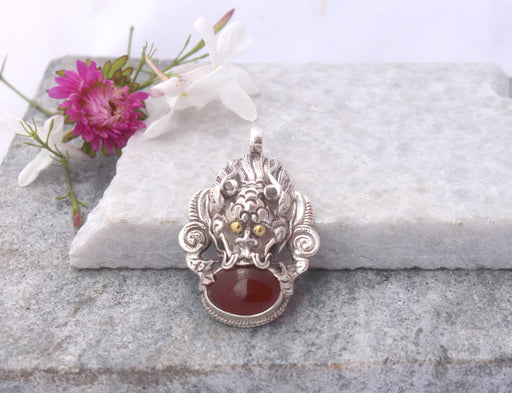 Garnet Pendant made of Silver-Dragon Head Inlaid with Stone - nepacrafts