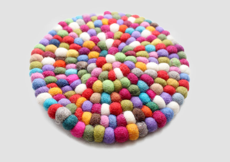 Round Colorful Felt Balls Placemat 20 cm Diameter - nepacrafts