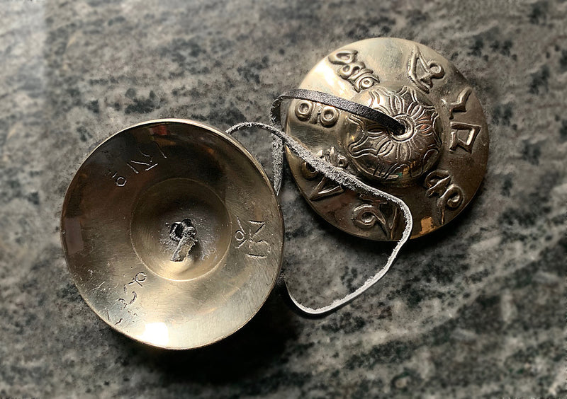 Large Om Mani Brass Tingsha 7.5cm - nepacrafts