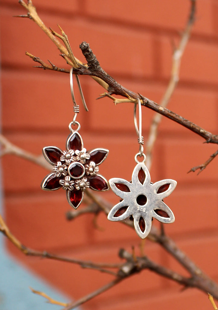 Flower Carving Glossy Garnet Silver Sterling Earrings - nepacrafts
