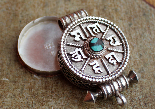 Om Mani Tibetan Mantra Ghau Box Silver Sterling Pendant - nepacrafts