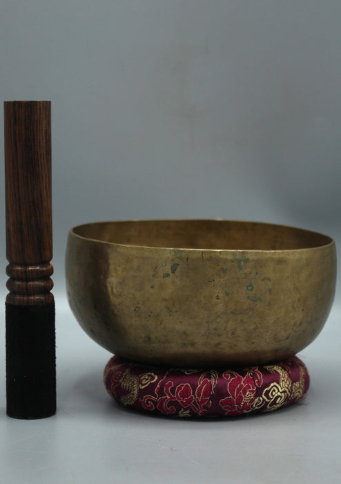 Handmade Antique Healing Thadobati Singing Bowl 550GM 6.5"