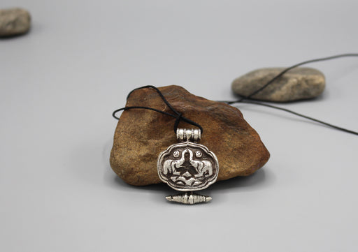Elephant Carving Sterling Silver Ghau Pendant - nepacrafts
