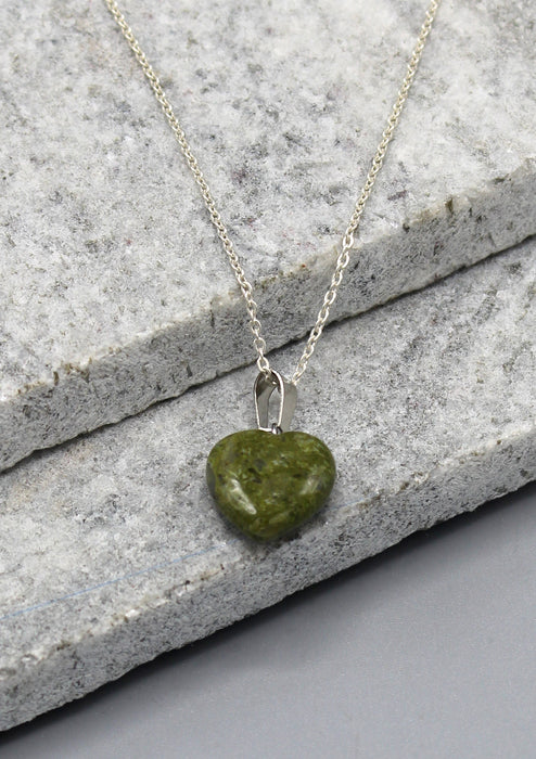 Green Jade Heart Love Pendant - nepacrafts