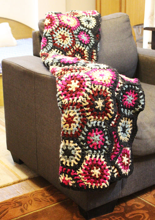 Colorful Hexagon Motif Pattern Hand Crochet Woolen Blanket/Throw