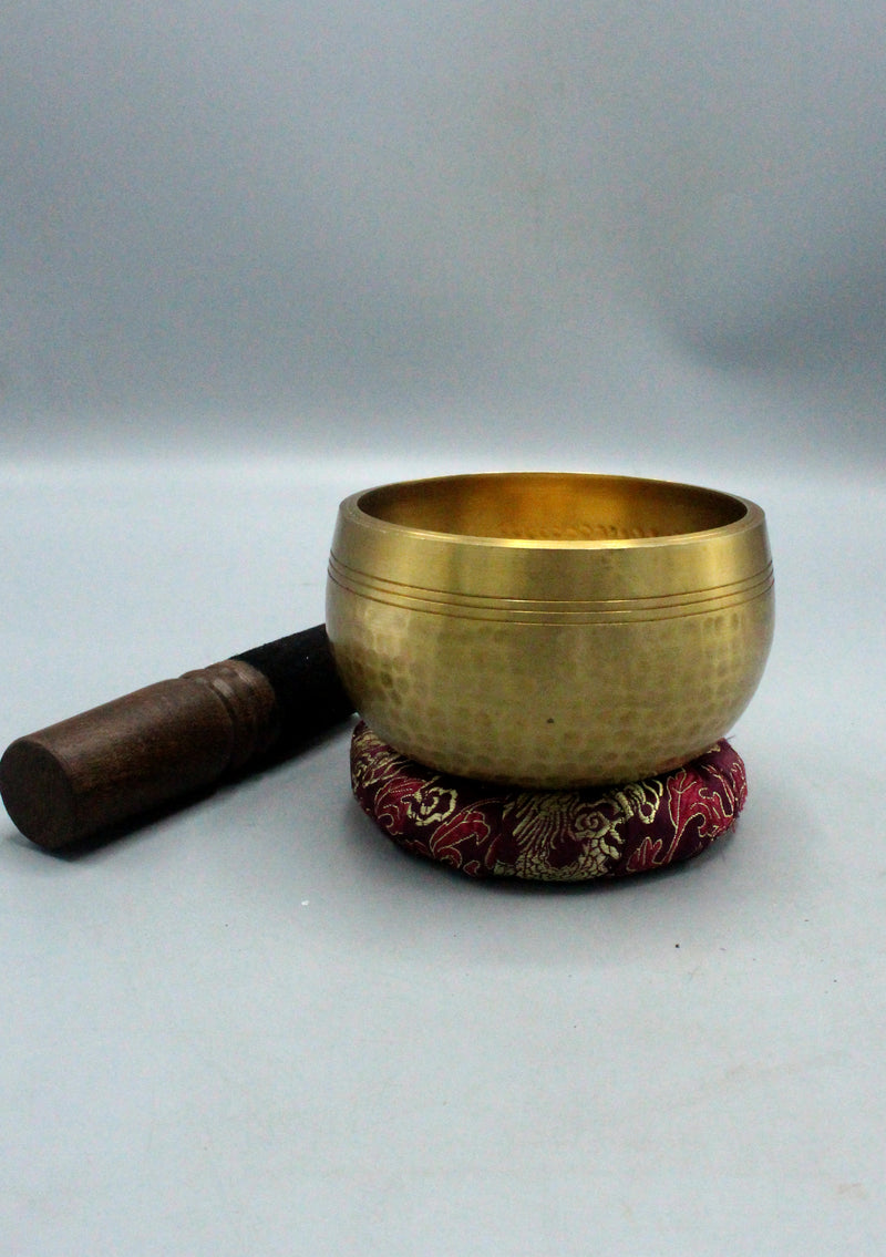 Hand Hammered Dot Print Lingam Singing Bowl