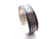 Om Mani Mantra Encarved Tibetan Wrist Bracelet - nepacrafts