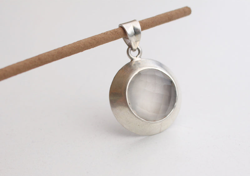 Beautiful Moonstone 925 Silver Sterling Pendant in a Diamond Cut Design - nepacrafts