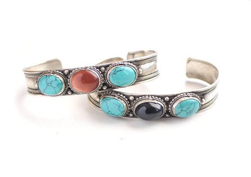 Inlaid Turquoise White Metal Bracelet - nepacrafts