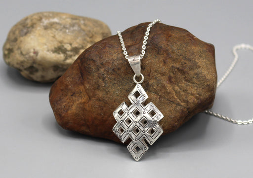 Tibetan Endless Knot Silver Pendant - nepacrafts