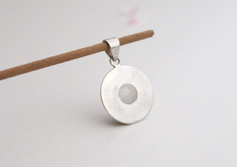 Beautiful Moonstone 925 Silver Sterling Pendant in a Diamond Cut Design - nepacrafts