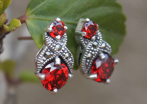 Shiny Garnet Inlaid Sterling Silver Earrings - nepacrafts