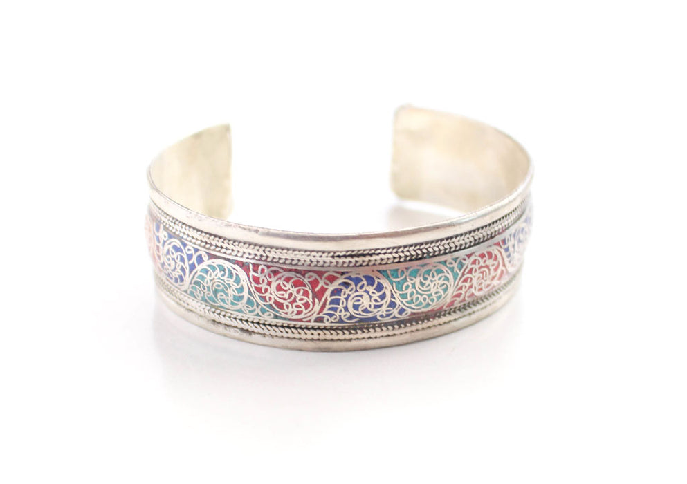 Motif Carving Silver Plated White Metal Bracelet - nepacrafts