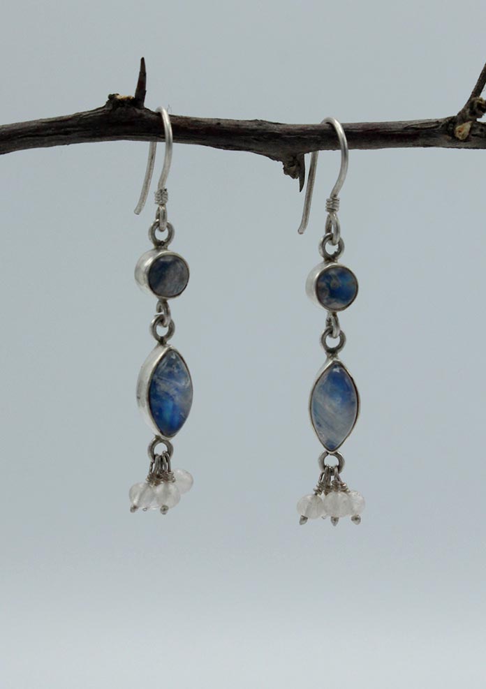 Sterling Silver Cat Eye Shaped Moon Stone Earring