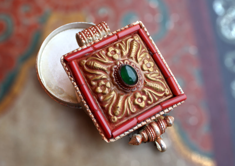 Gold Plated Tibetan Ghau Pendant Box - nepacrafts