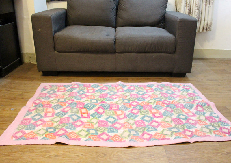 Light Pink with Diamond Pattern Printed Felt Floor Mat - nepacrafts