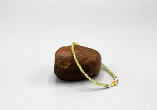 Green Beads Peridot Women's Bracelet - nepacrafts