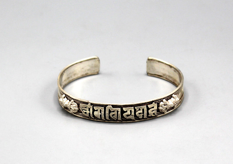 Om Mani Padme Hum Silver Bracelet - nepacrafts