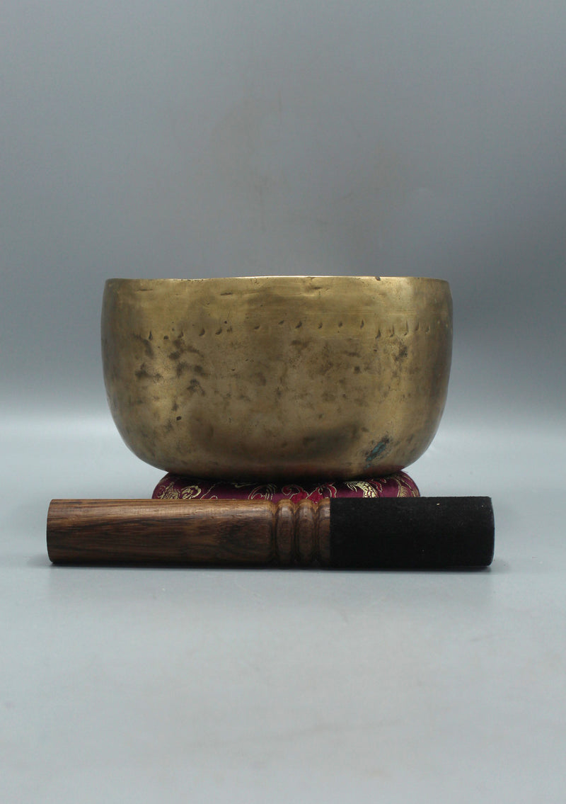 Tibetan Chakra Healing Thadobati Singing Bowl 625gm 6.2"