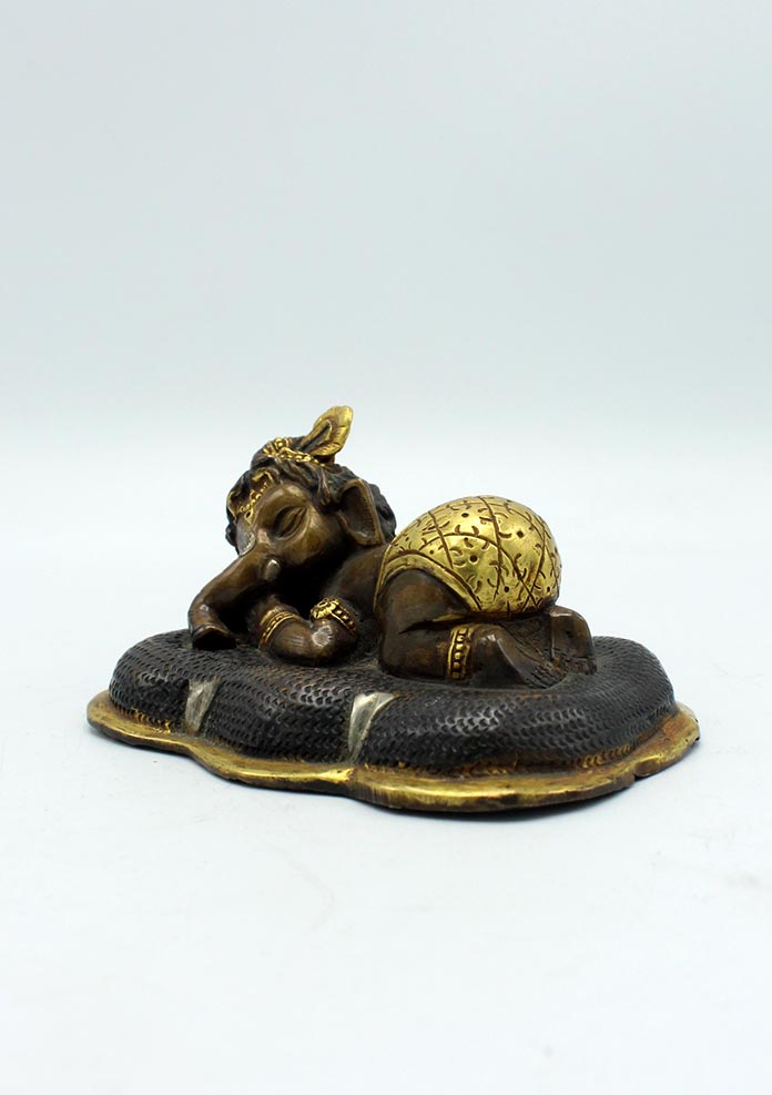 Sleeping Baby Ganesha Brass Statue 2.2 Inch