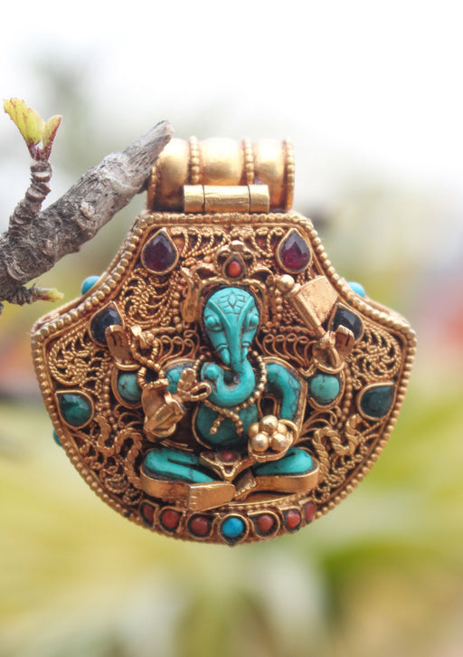 Goldplated Silver Sterling Ganesh Ghau Pendant with Semi Precious Stones - nepacrafts